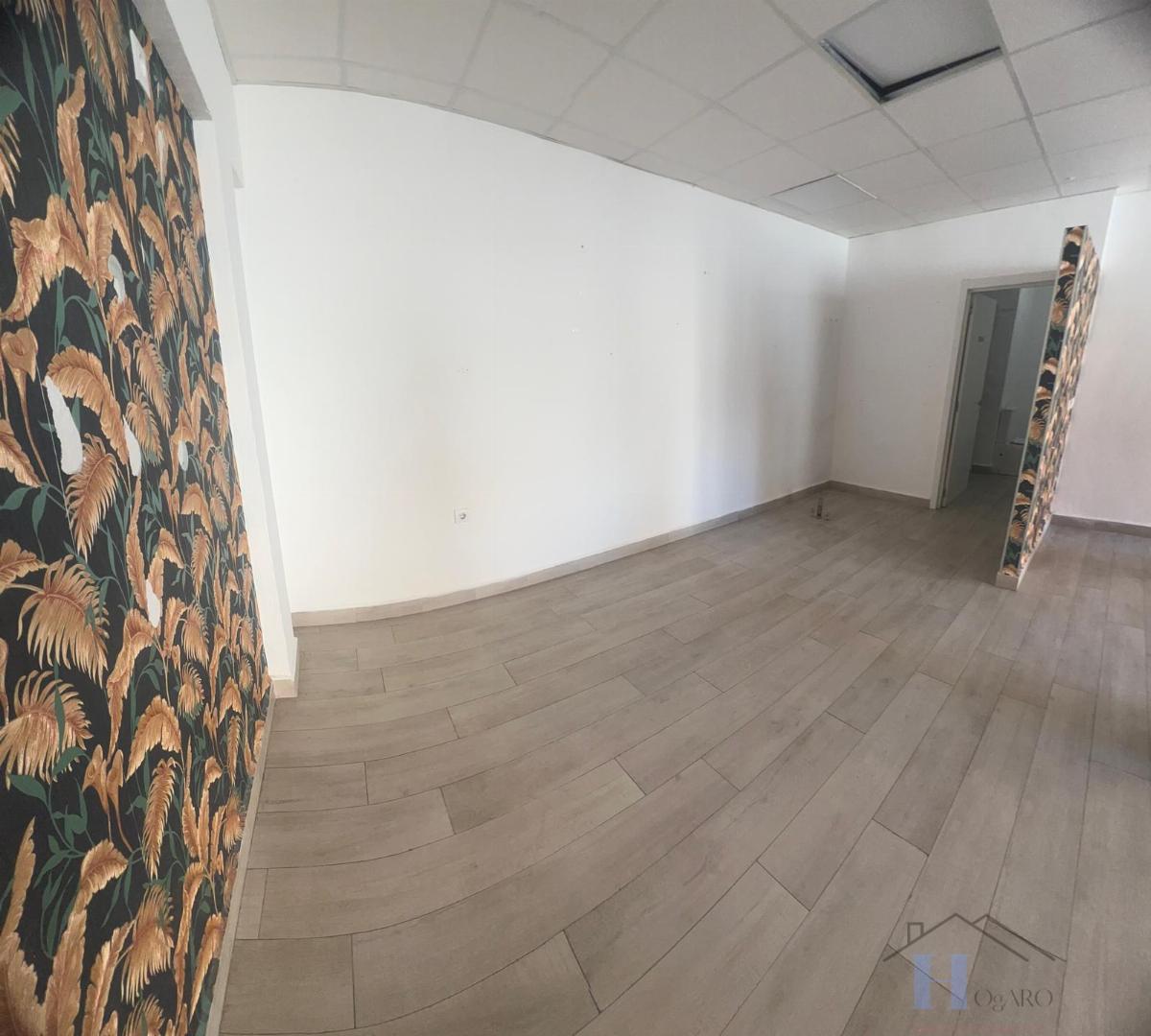 For rent of commercial in El Ejido