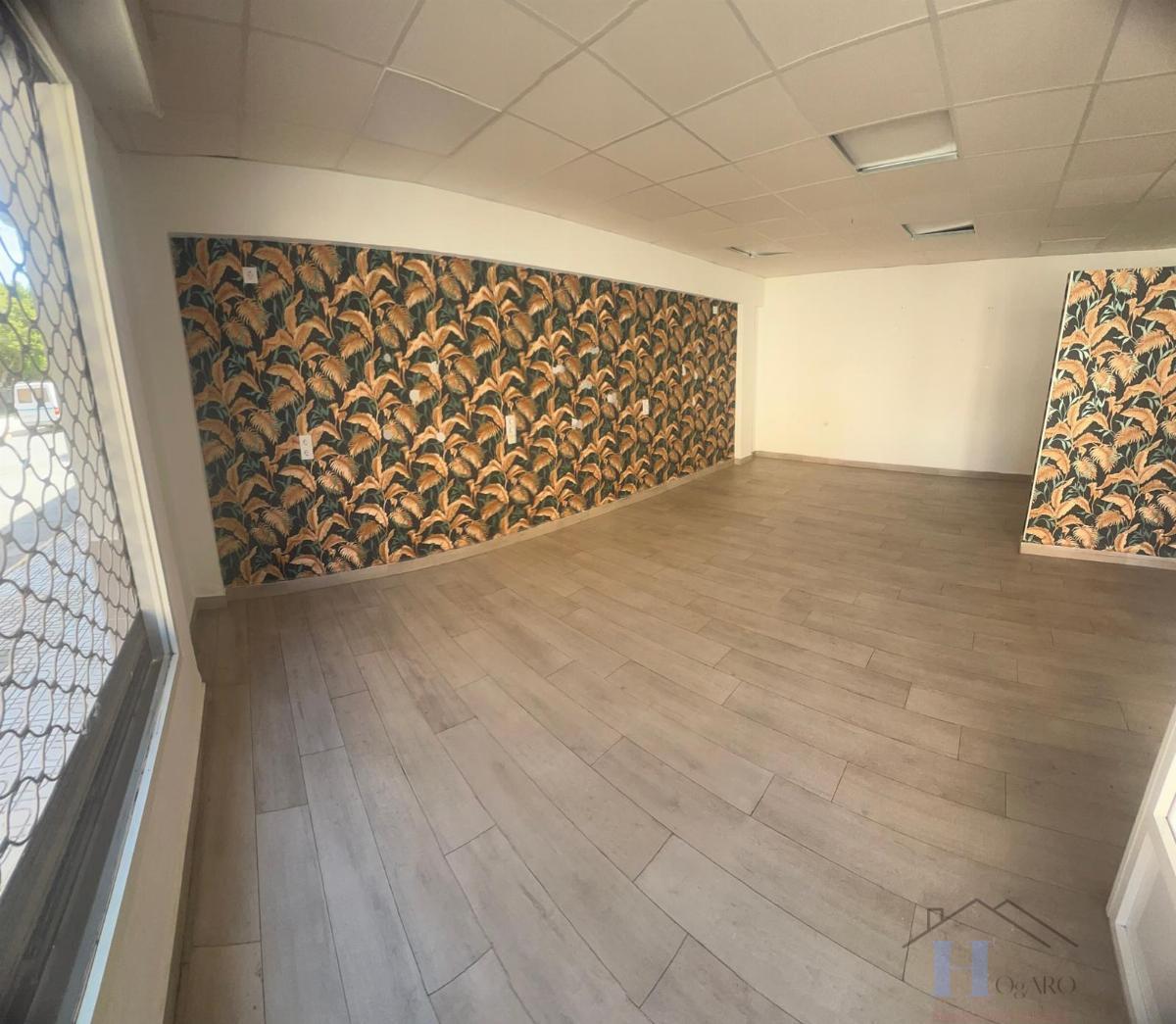 For rent of commercial in El Ejido