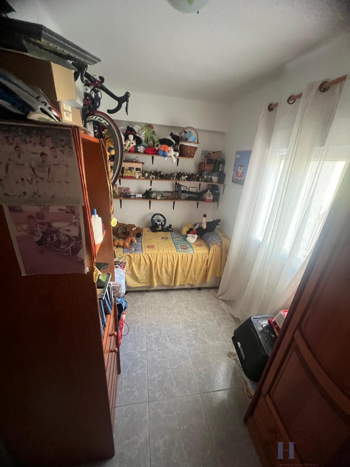 For sale of flat in Adra