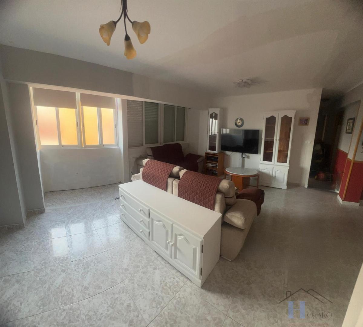 For sale of flat in Adra