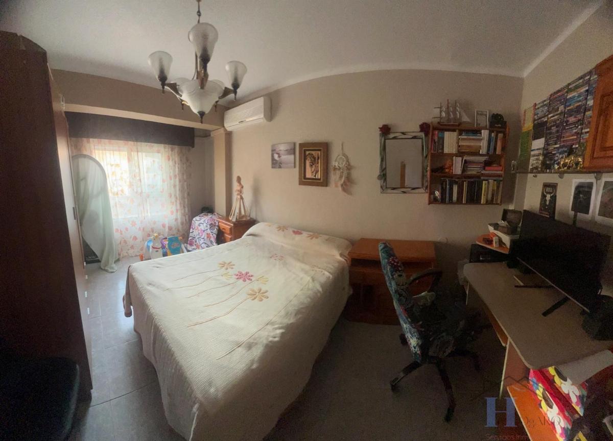 For sale of flat in Adra