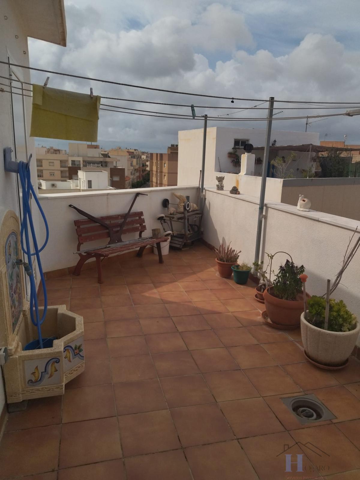 For rent of penthouse in El Ejido
