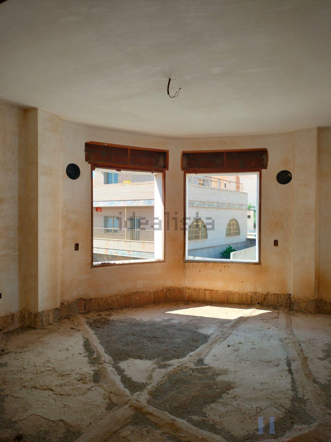 Venta de edificio en El Ejido