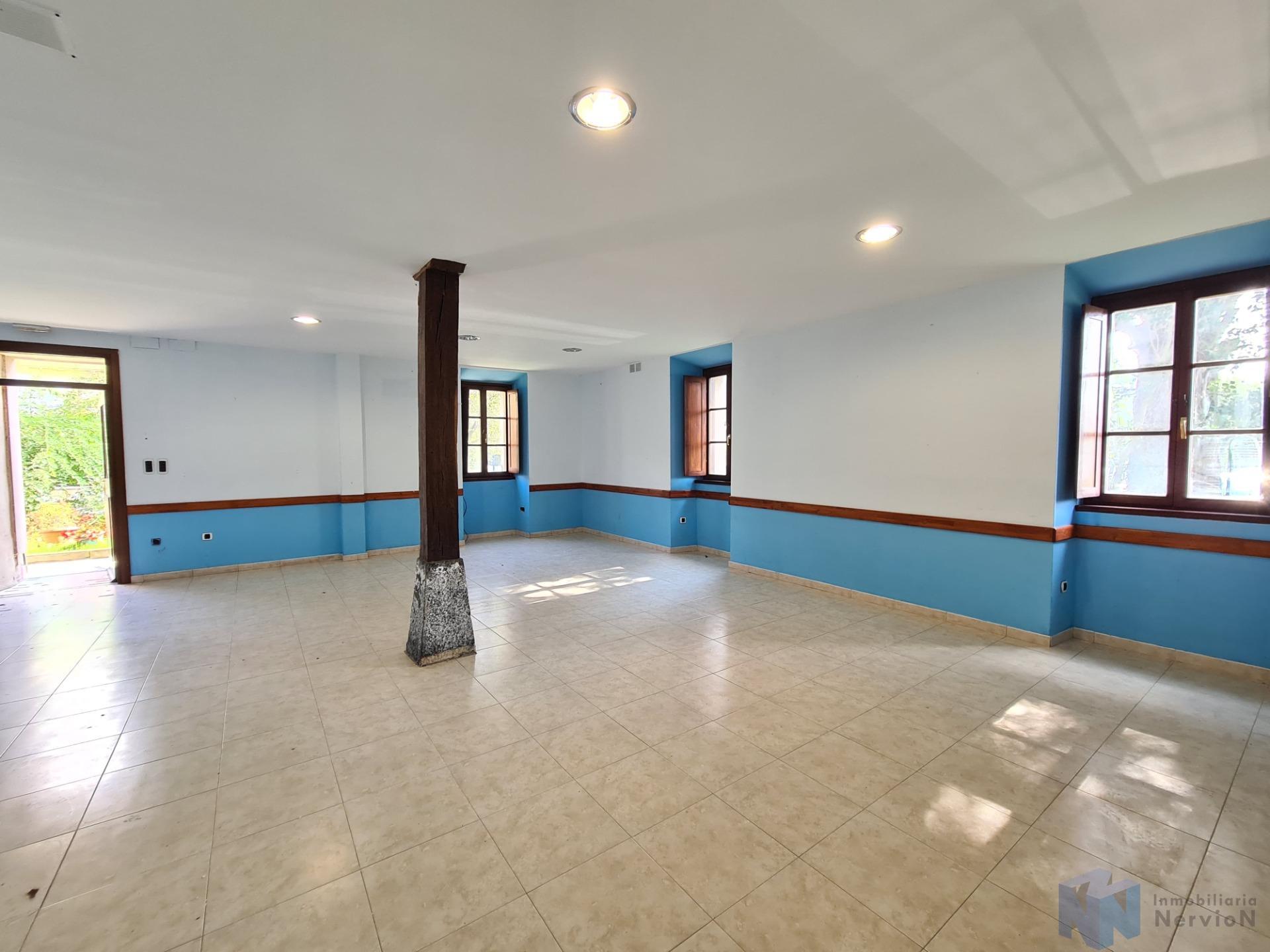 For sale of commercial in Amurrio