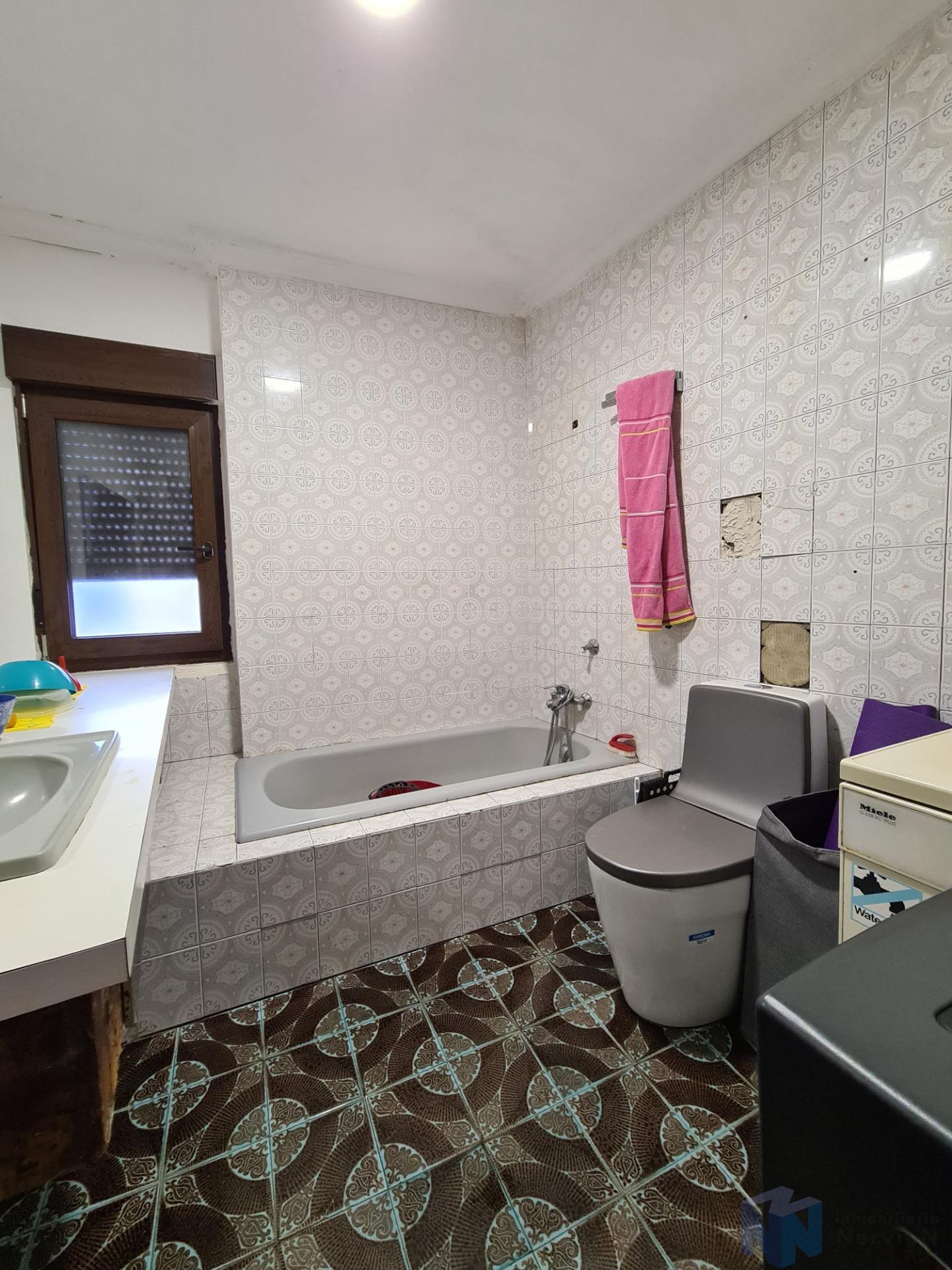 For sale of flat in Urduña-Orduña