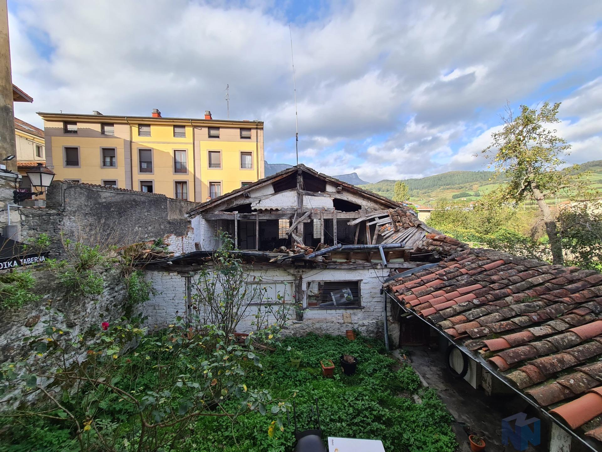 For sale of flat in Urduña-Orduña