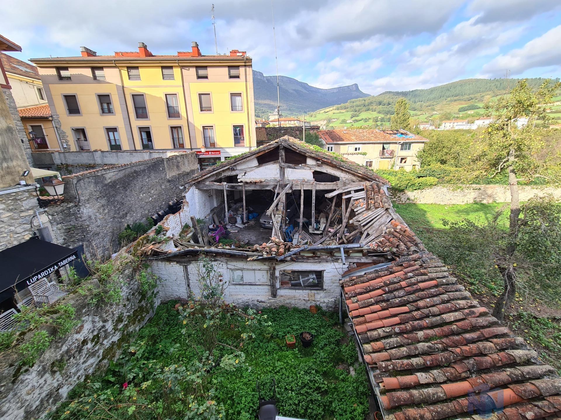 For sale of flat in Urduña-Orduña