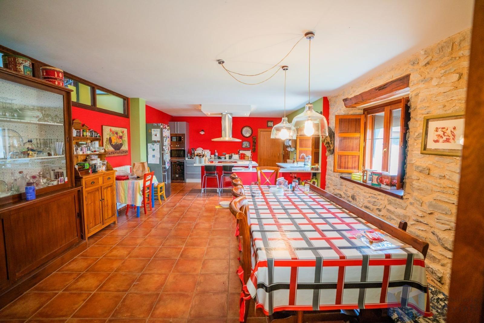 For sale of house in Junta de Villalba de Losa