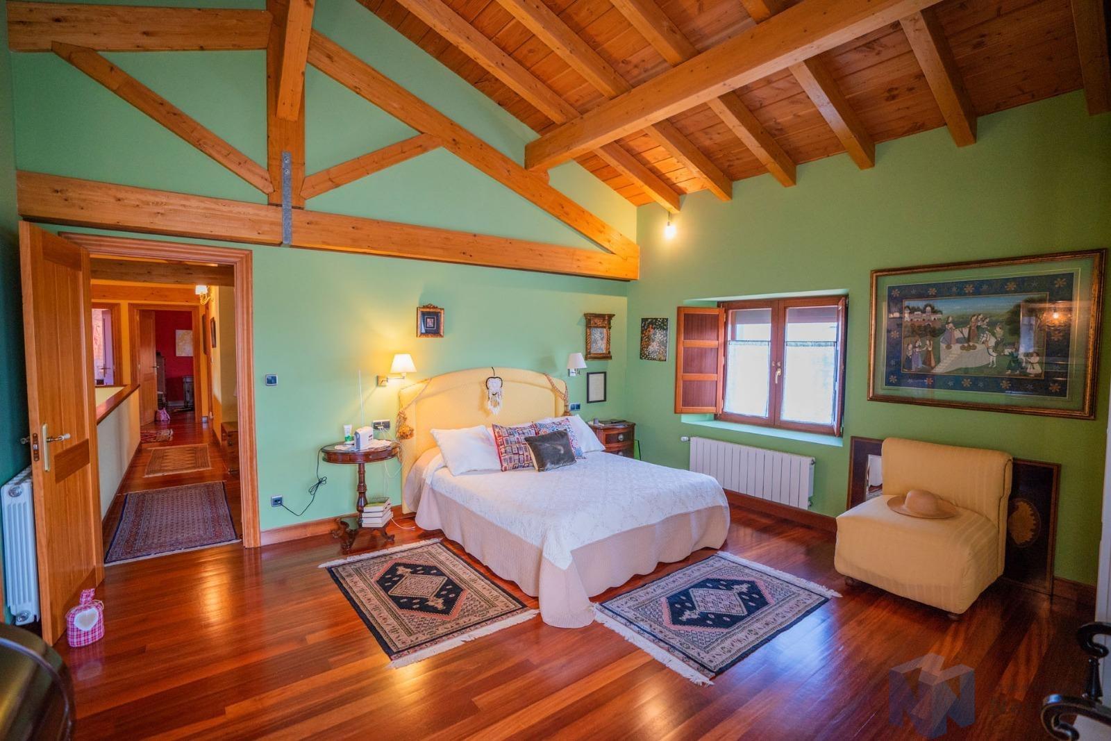 For sale of house in Junta de Villalba de Losa