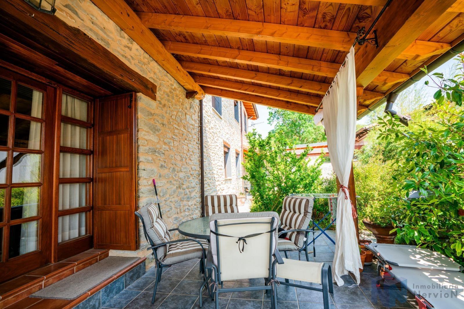 For sale of house in Junta de Villalba de Losa