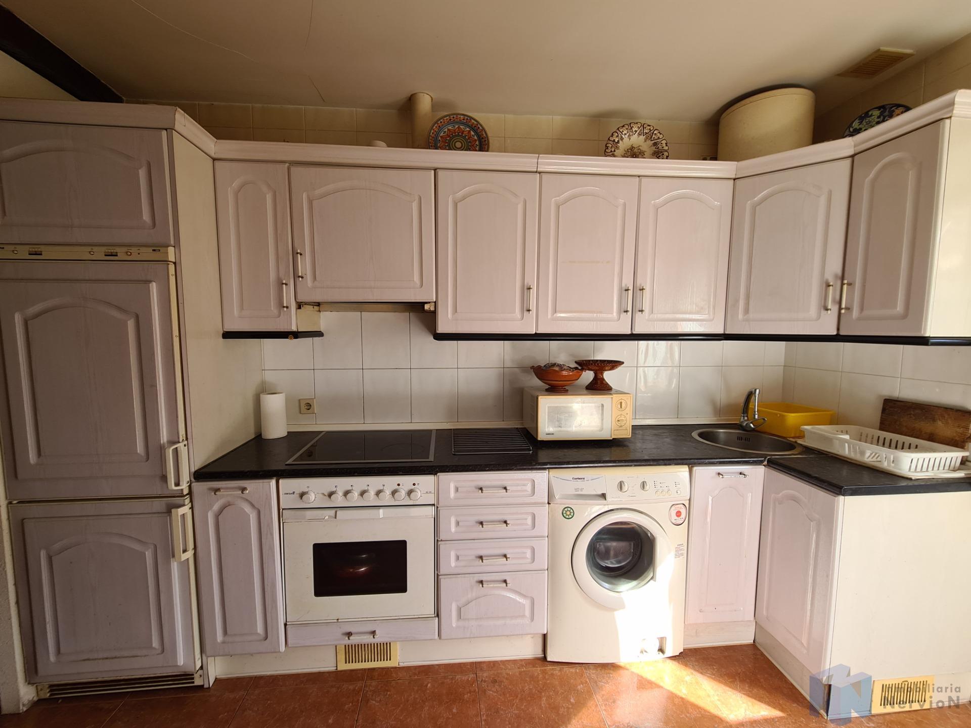 For sale of house in Artziniega