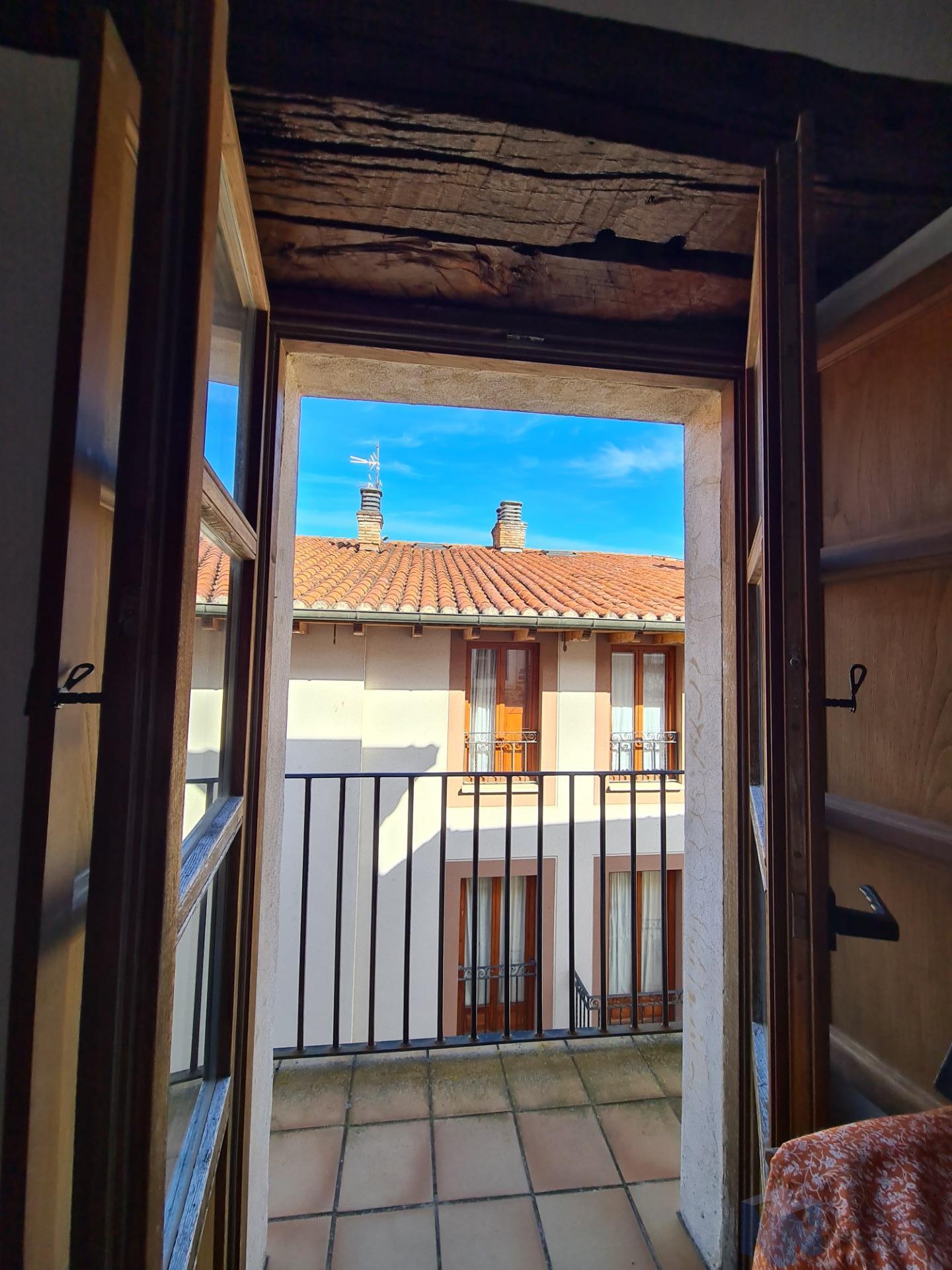 For sale of house in Artziniega