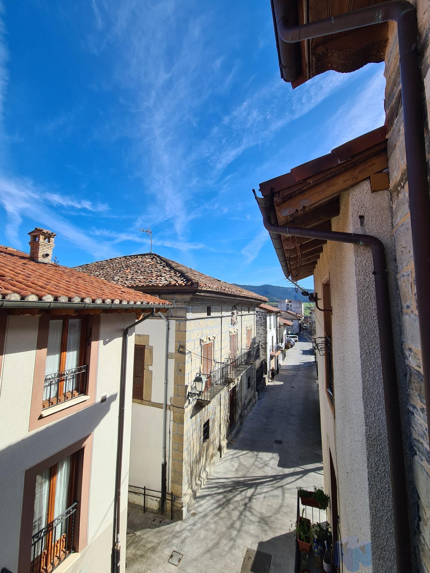 For sale of house in Artziniega