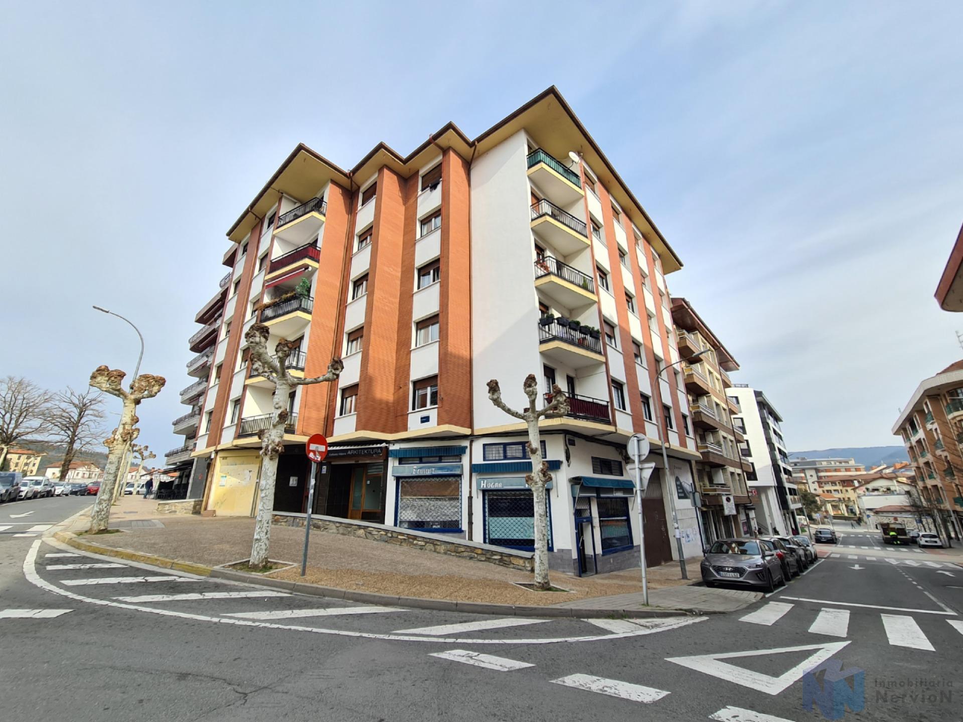 For rent of commercial in Amurrio