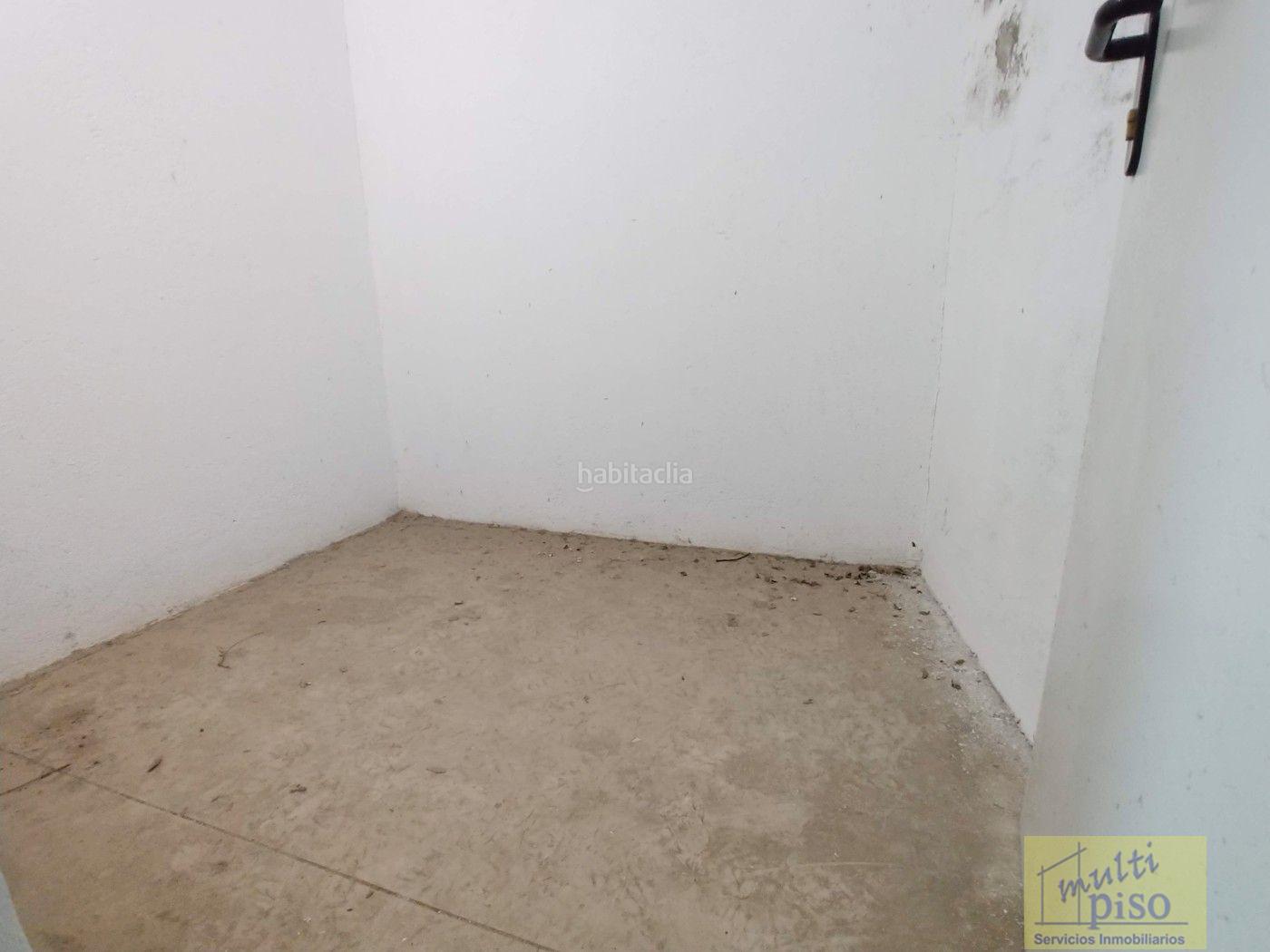 For rent of garage in l Hospitalet de Llobregat