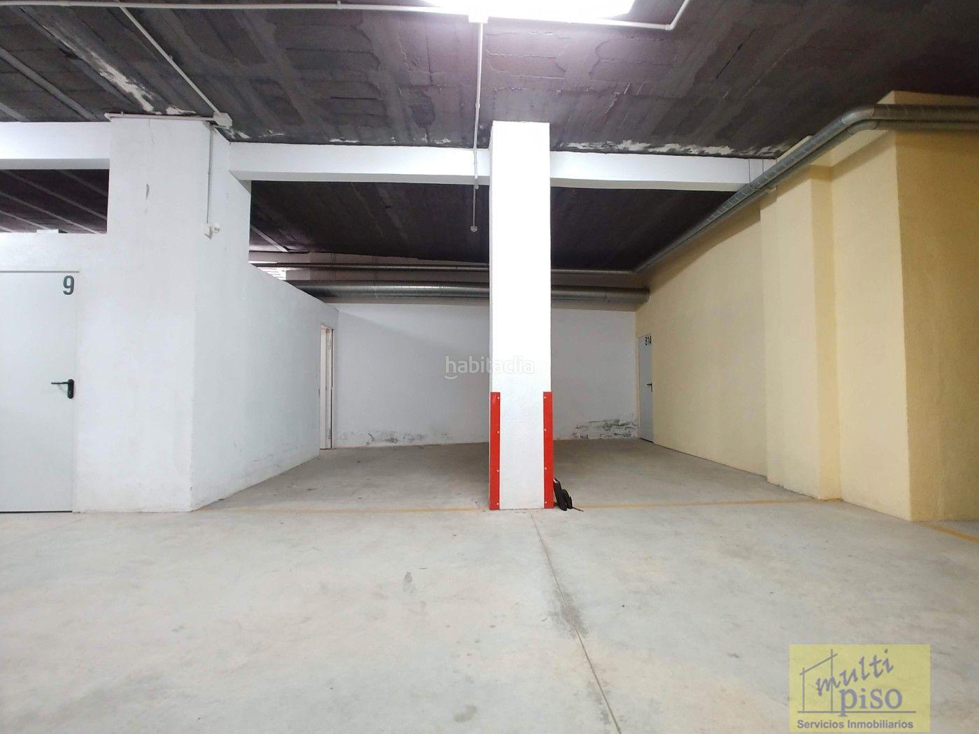 For rent of garage in l Hospitalet de Llobregat