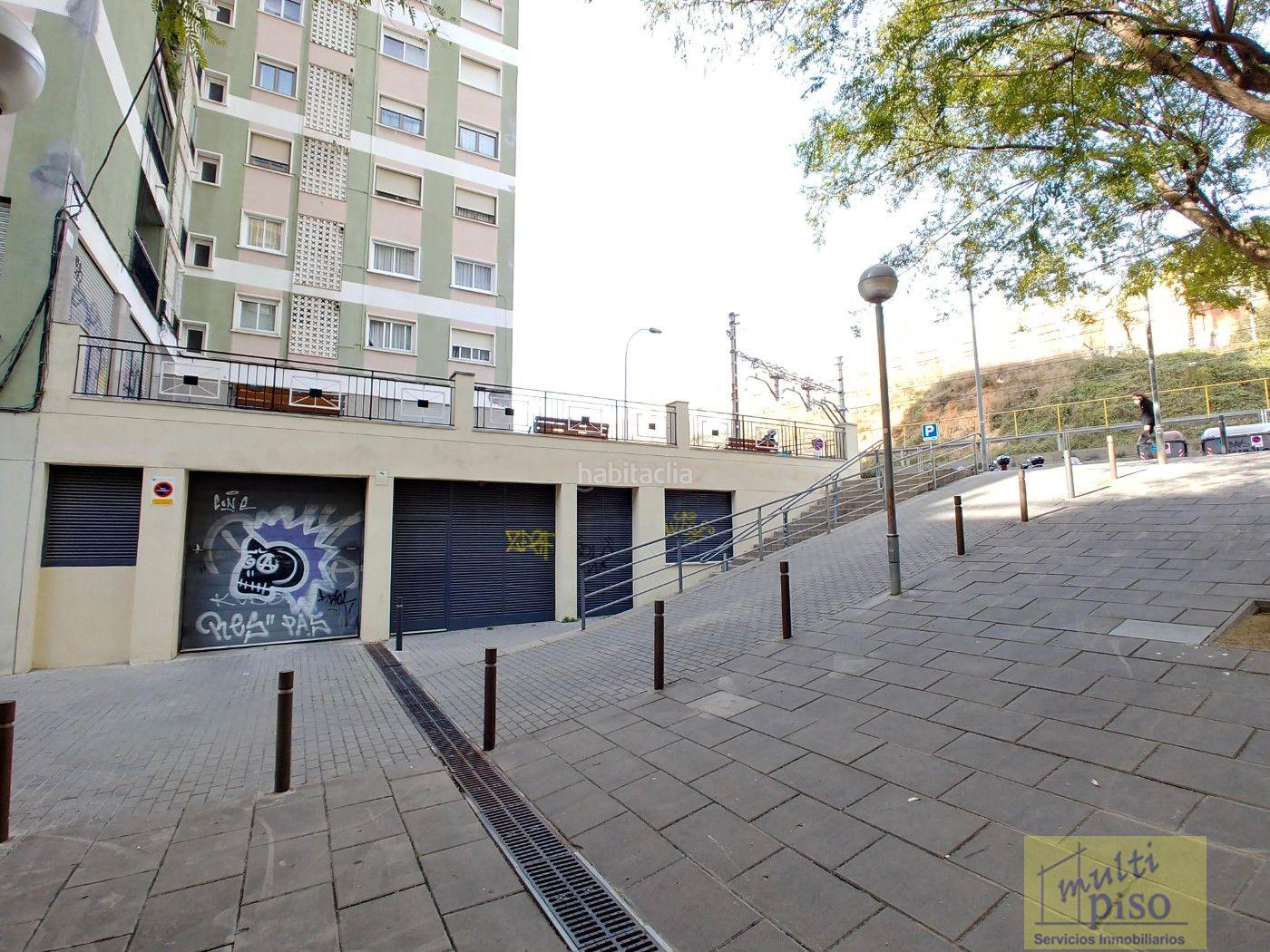 For rent of garage in l Hospitalet de Llobregat