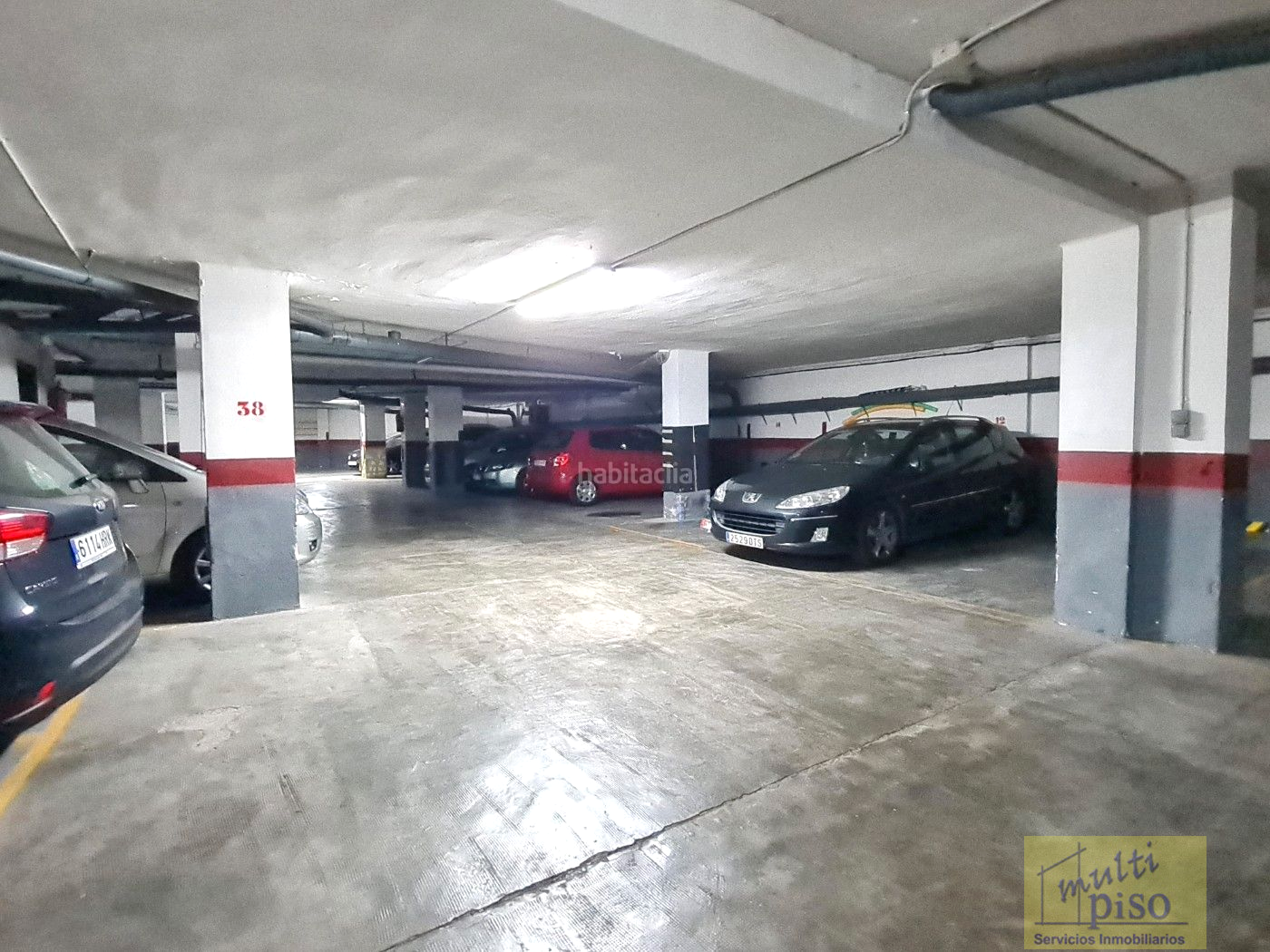 For sale of garage in l Hospitalet de Llobregat