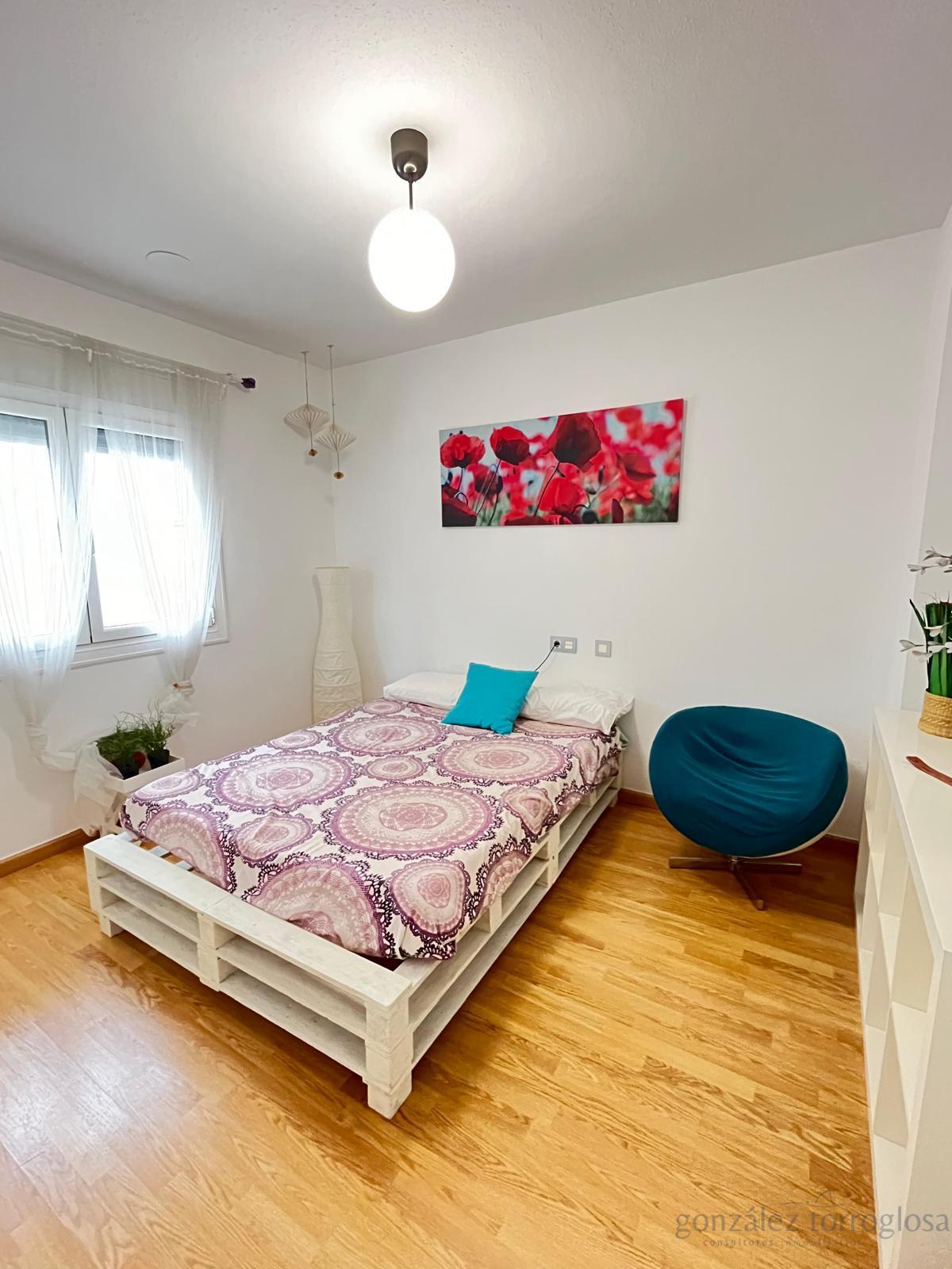 For sale of chalet in Lorca