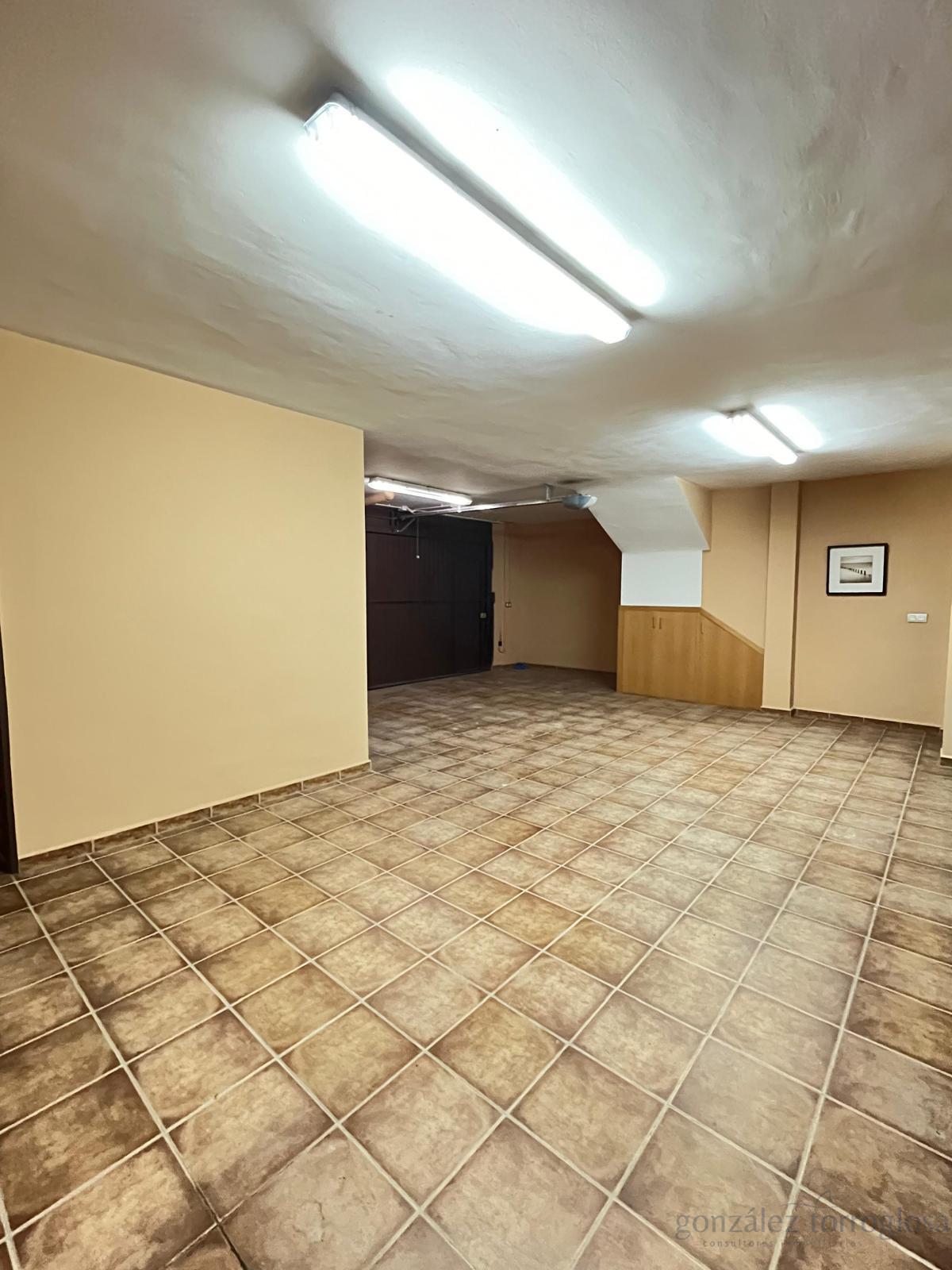 For sale of chalet in Lorca