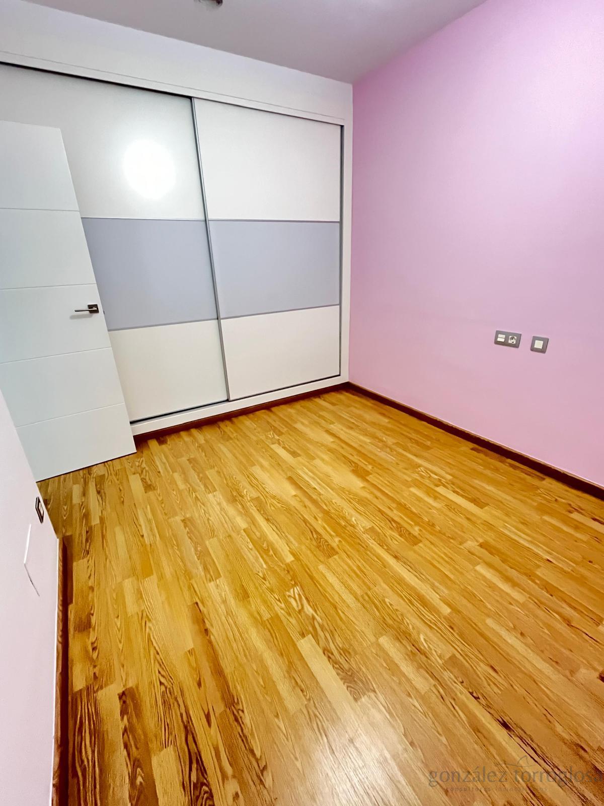 For sale of chalet in Lorca