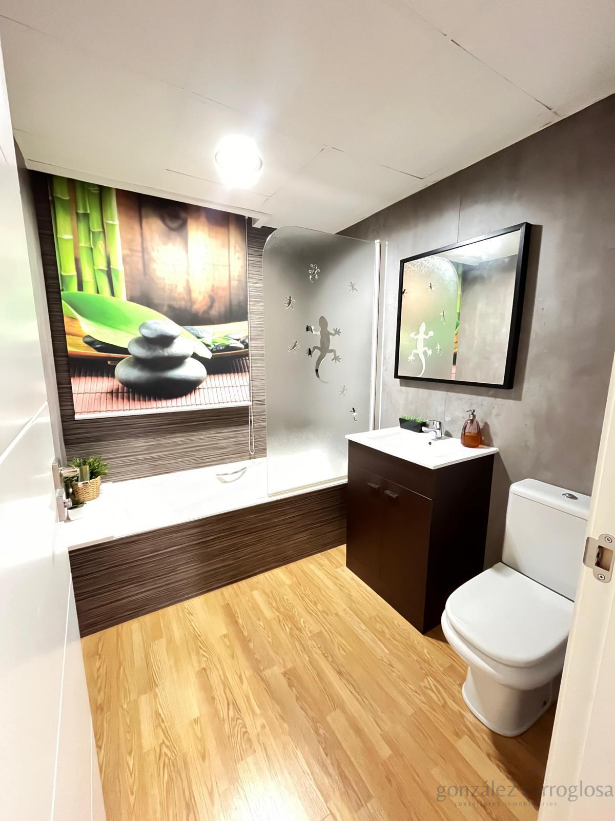 For sale of chalet in Lorca