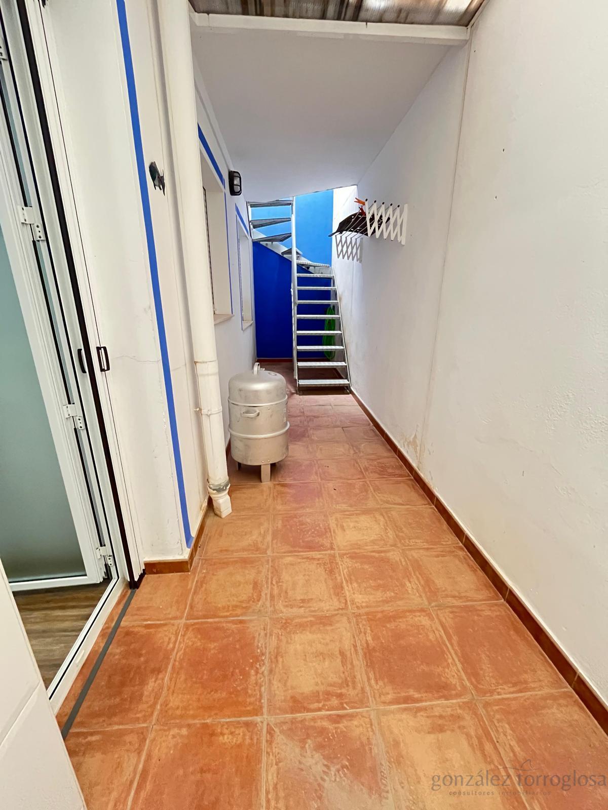 For sale of chalet in Lorca