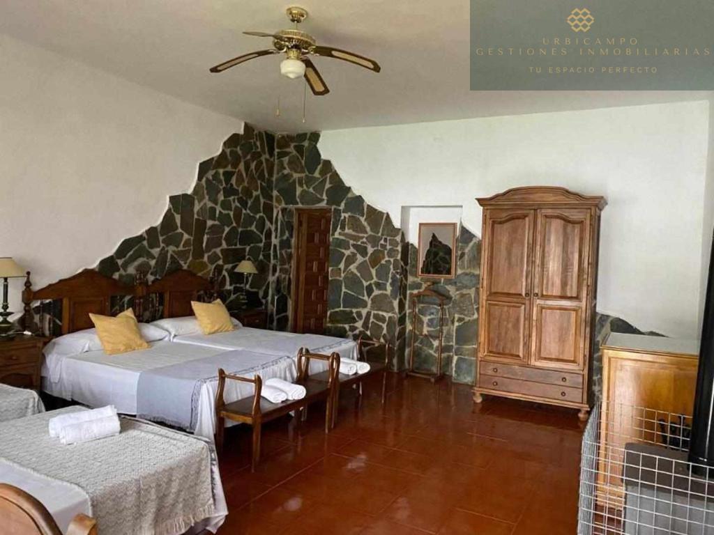 For sale of hotel in Barbaño