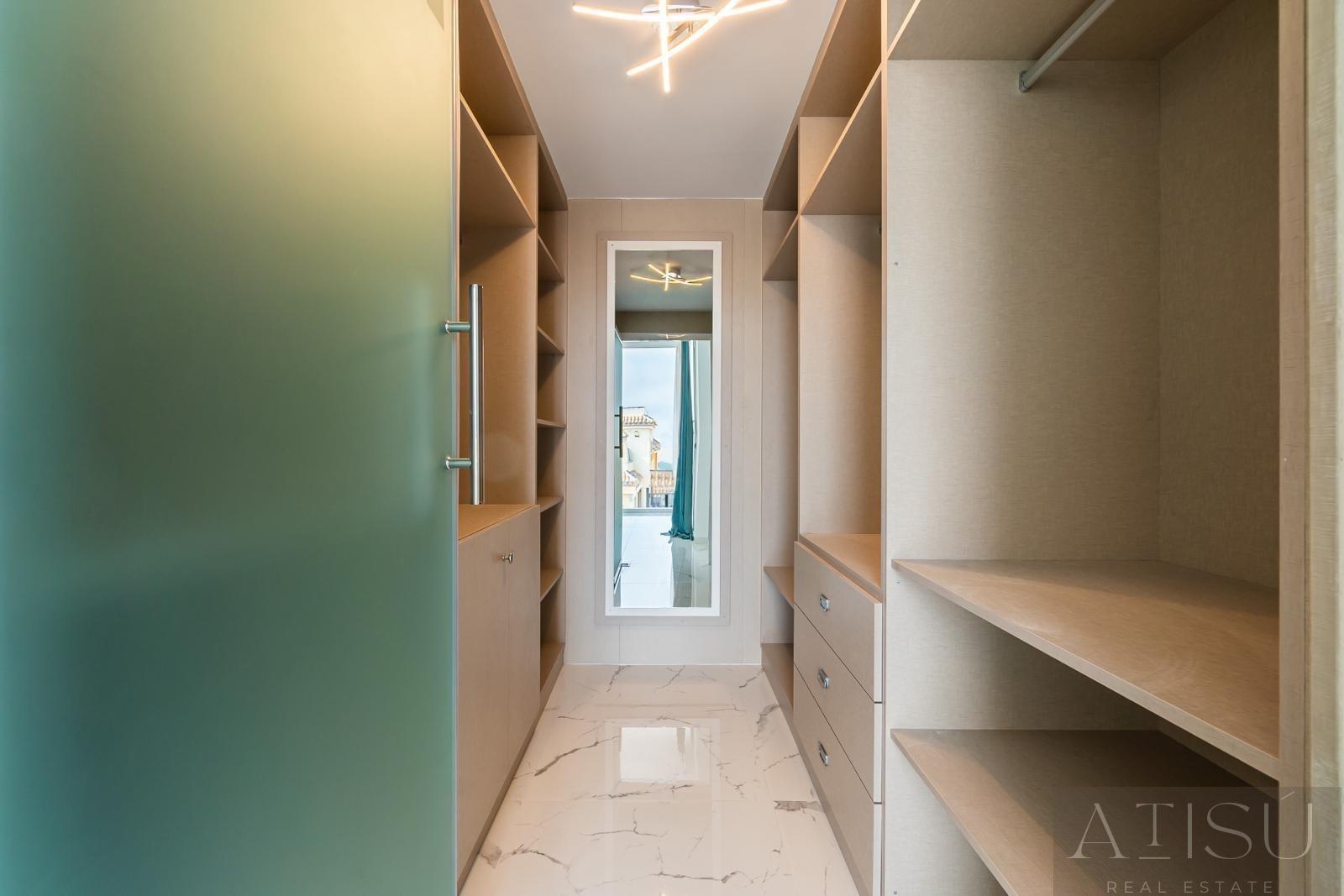 Venta de villa en Orihuela costa