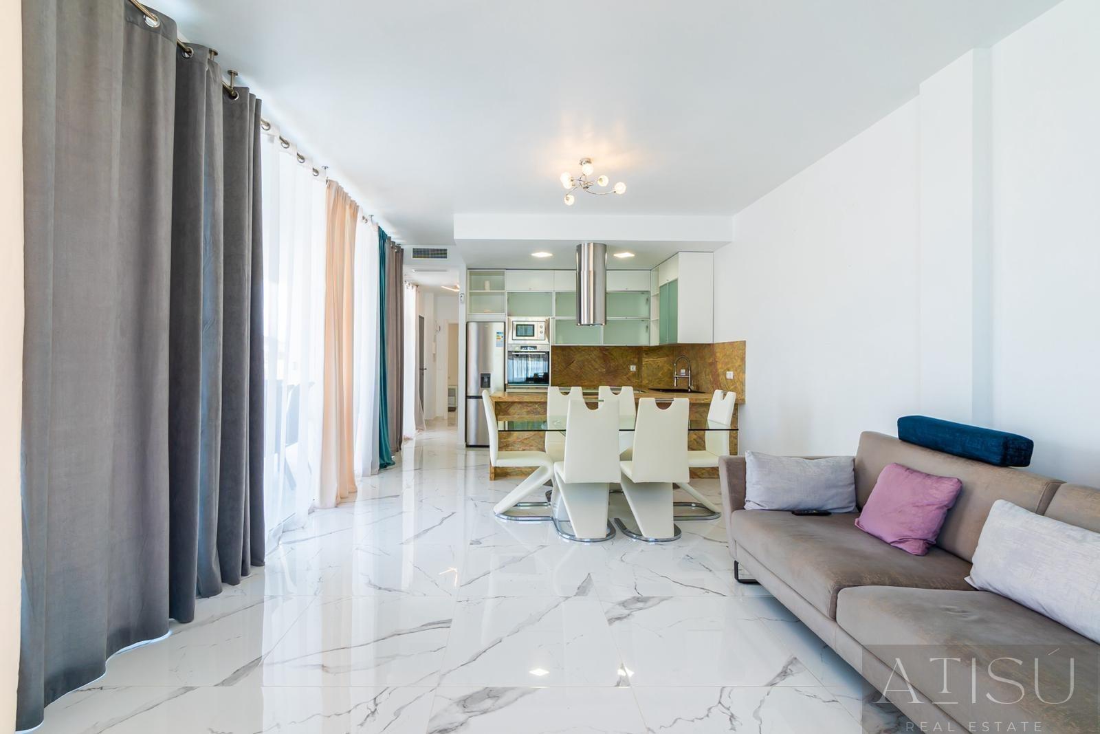 Venta de villa en Orihuela costa