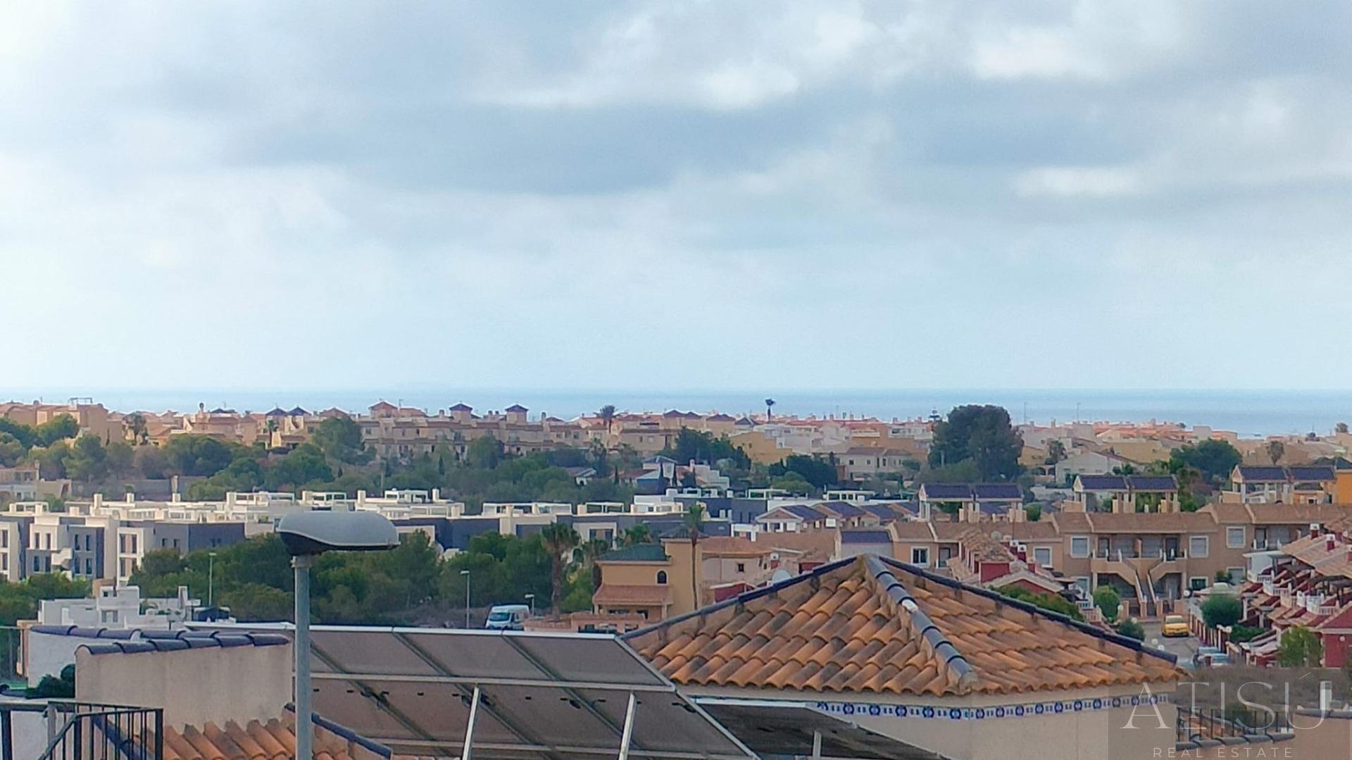 Venta de villa en Orihuela costa