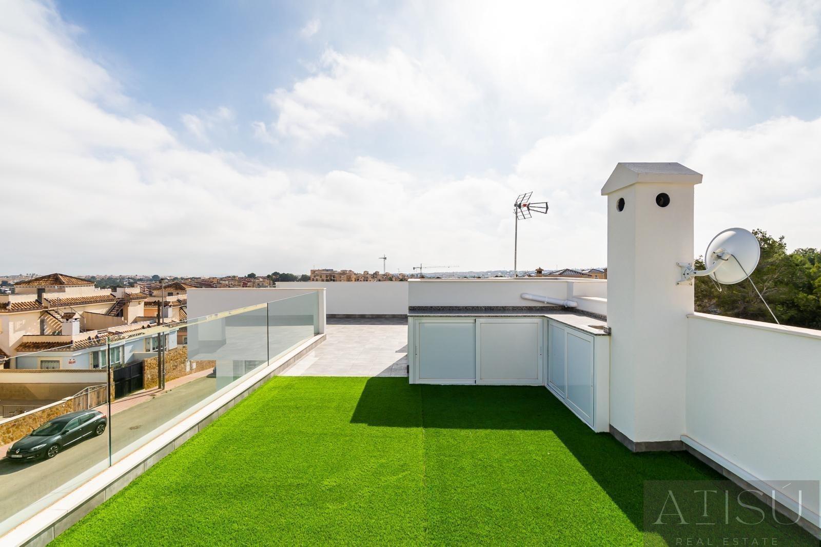 Venta de villa en Orihuela costa