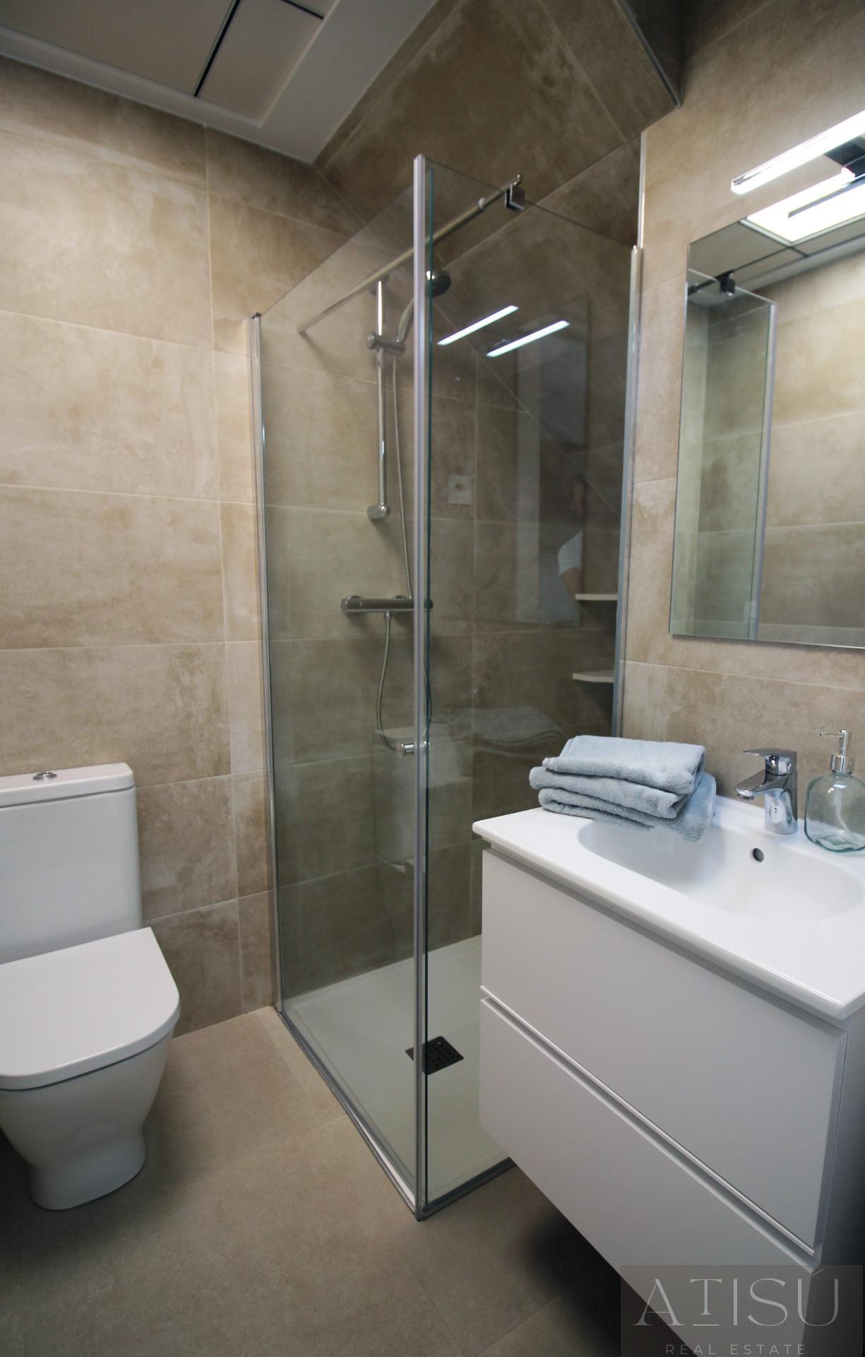 For sale of villa in Pilar de la horadada