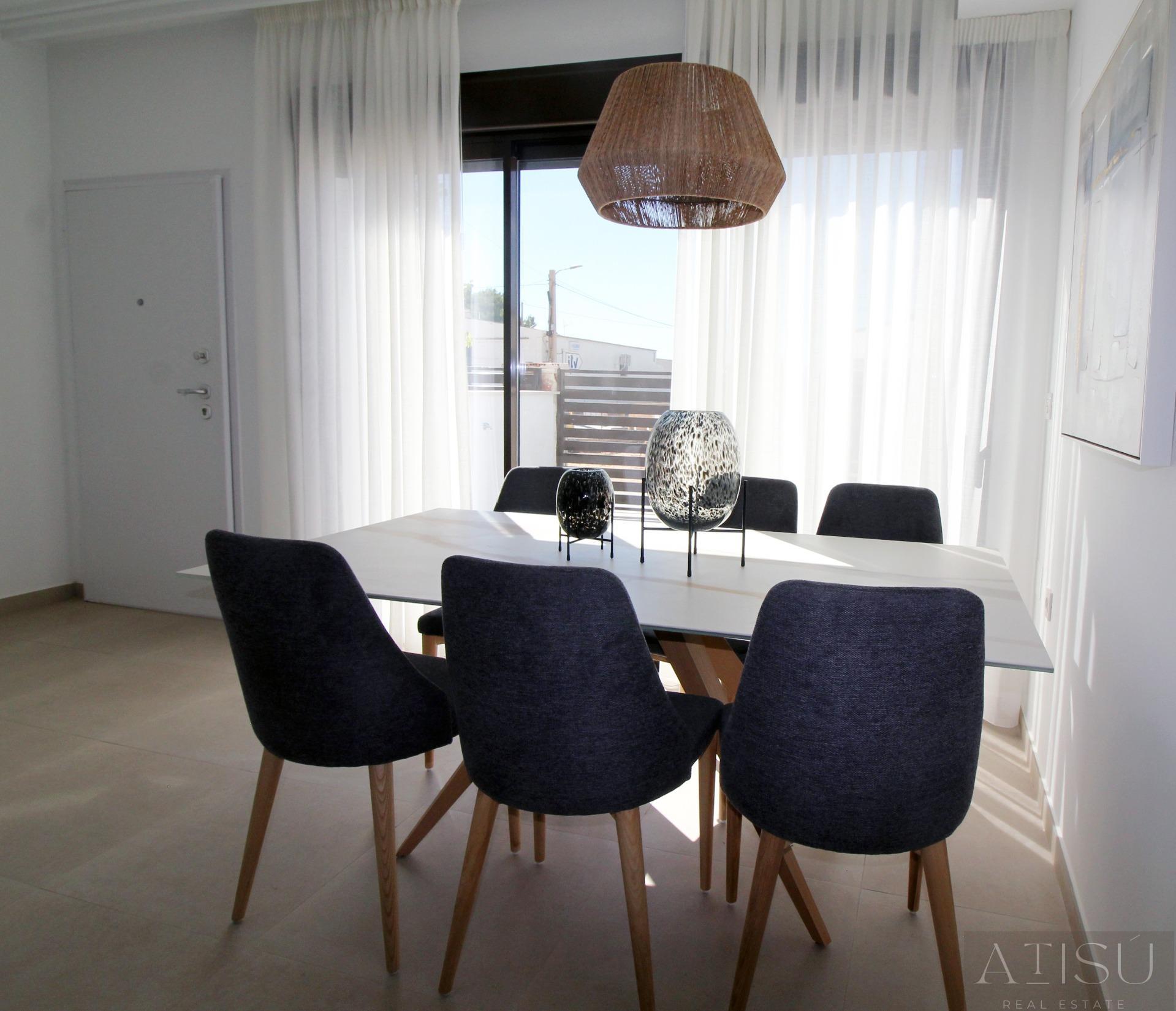For sale of villa in Pilar de la horadada