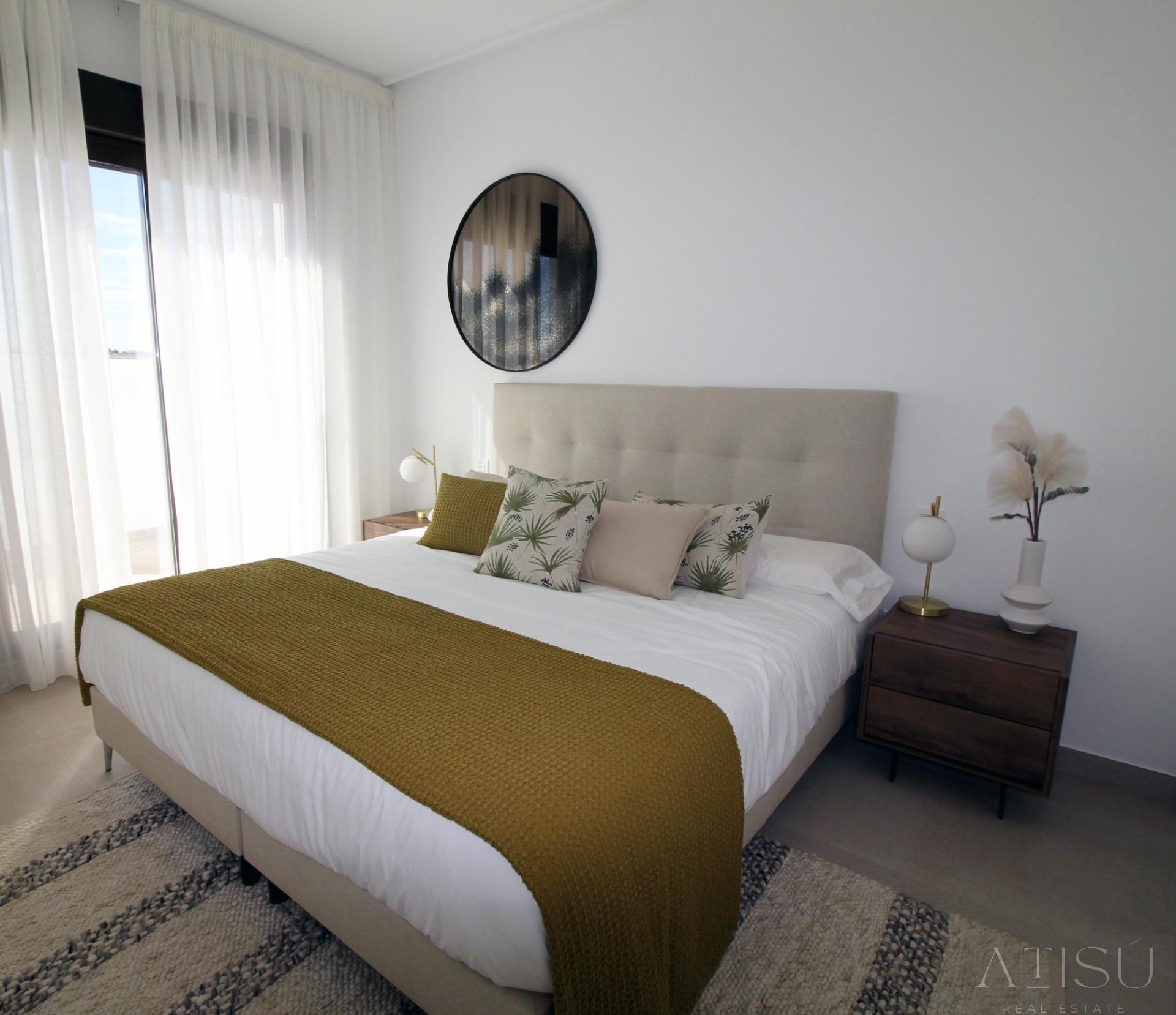 For sale of villa in Pilar de la horadada