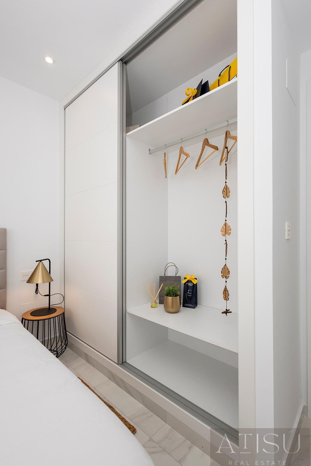 For sale of apartment in Jacarilla