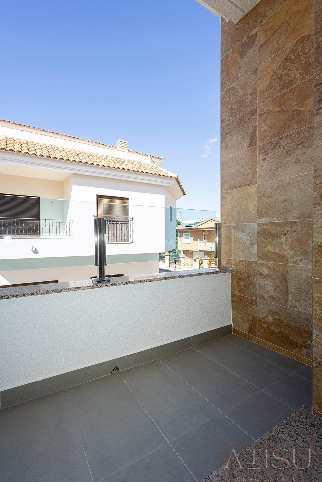 For sale of apartment in Jacarilla