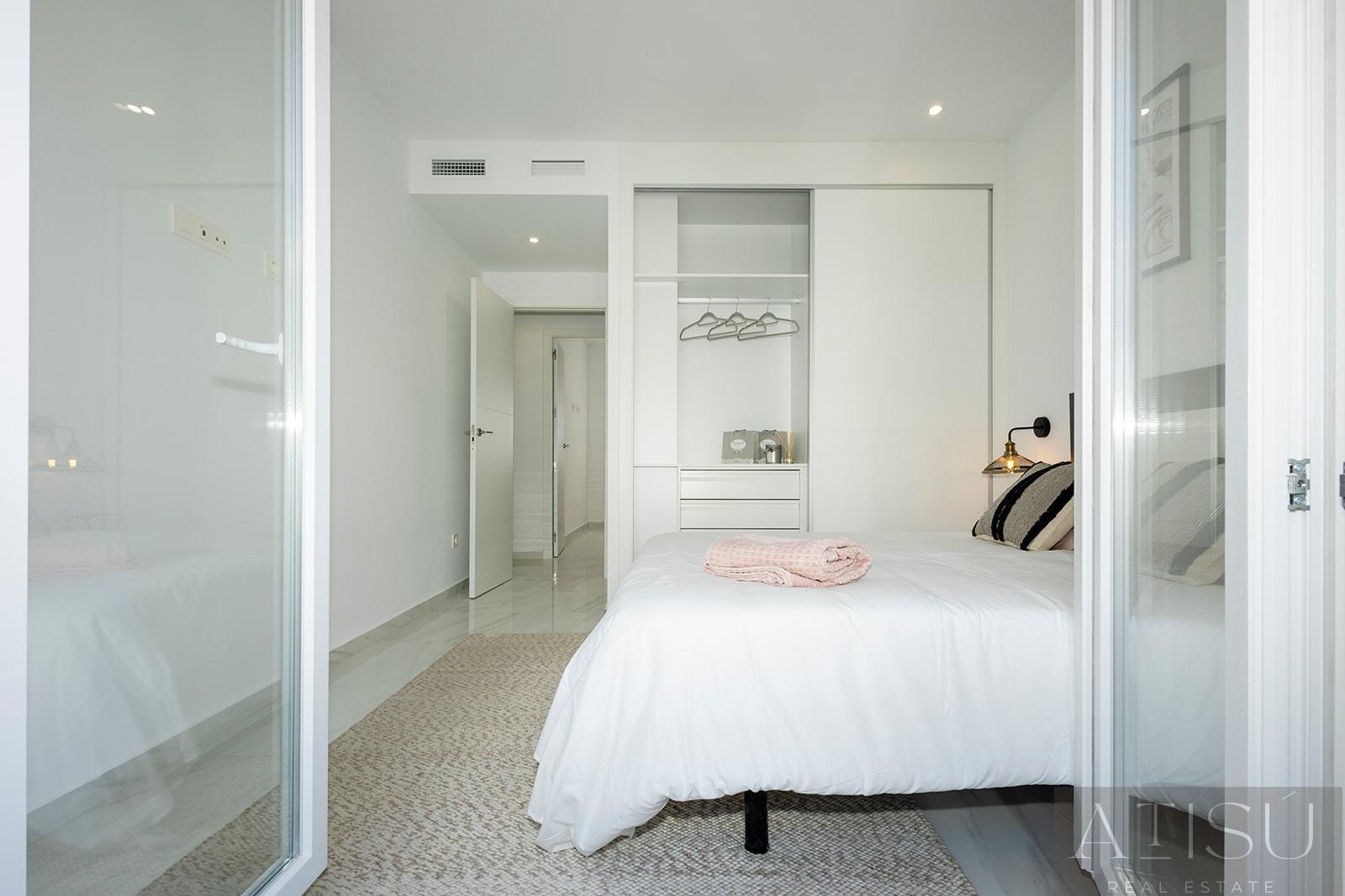 For sale of apartment in Jacarilla
