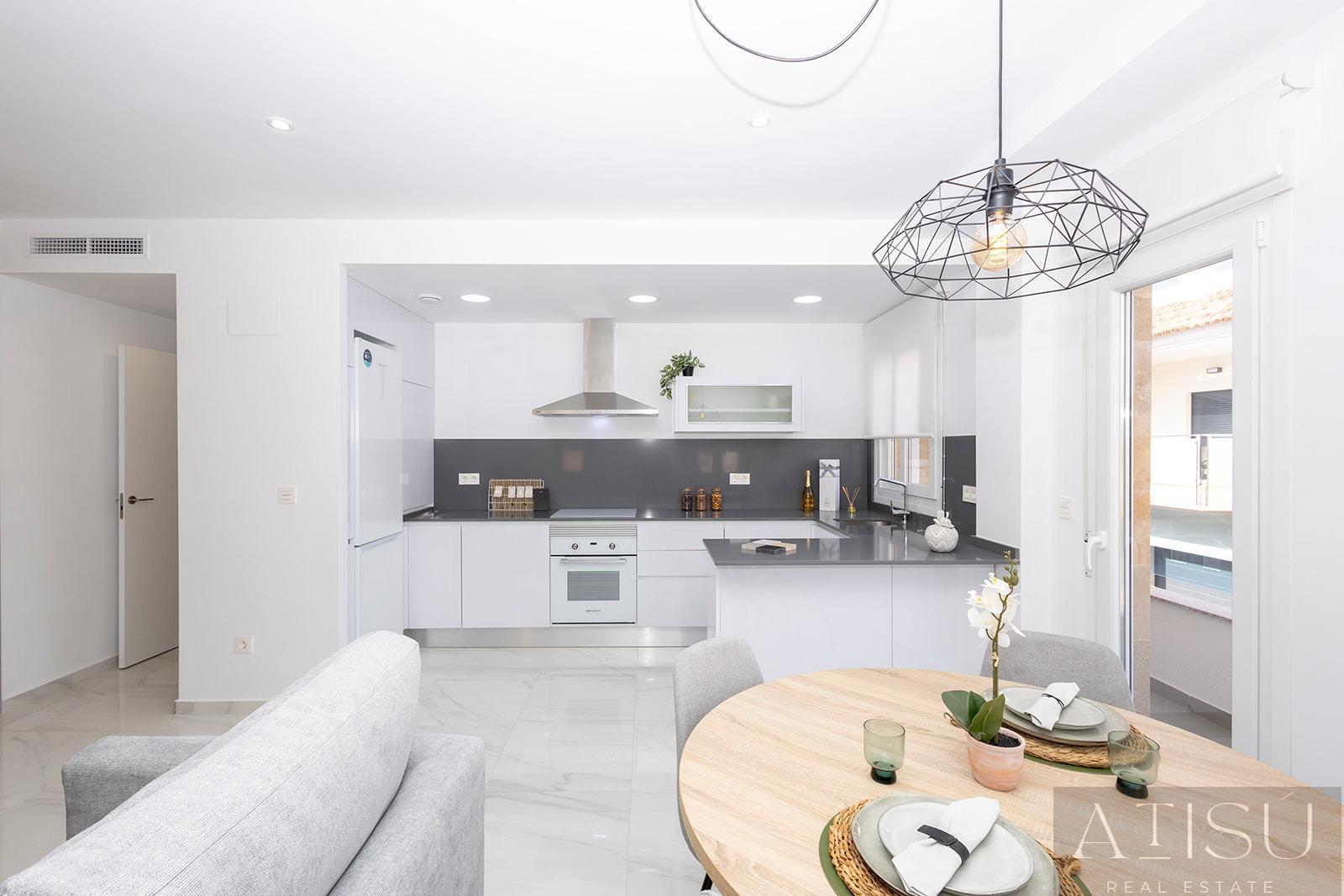 For sale of apartment in Jacarilla