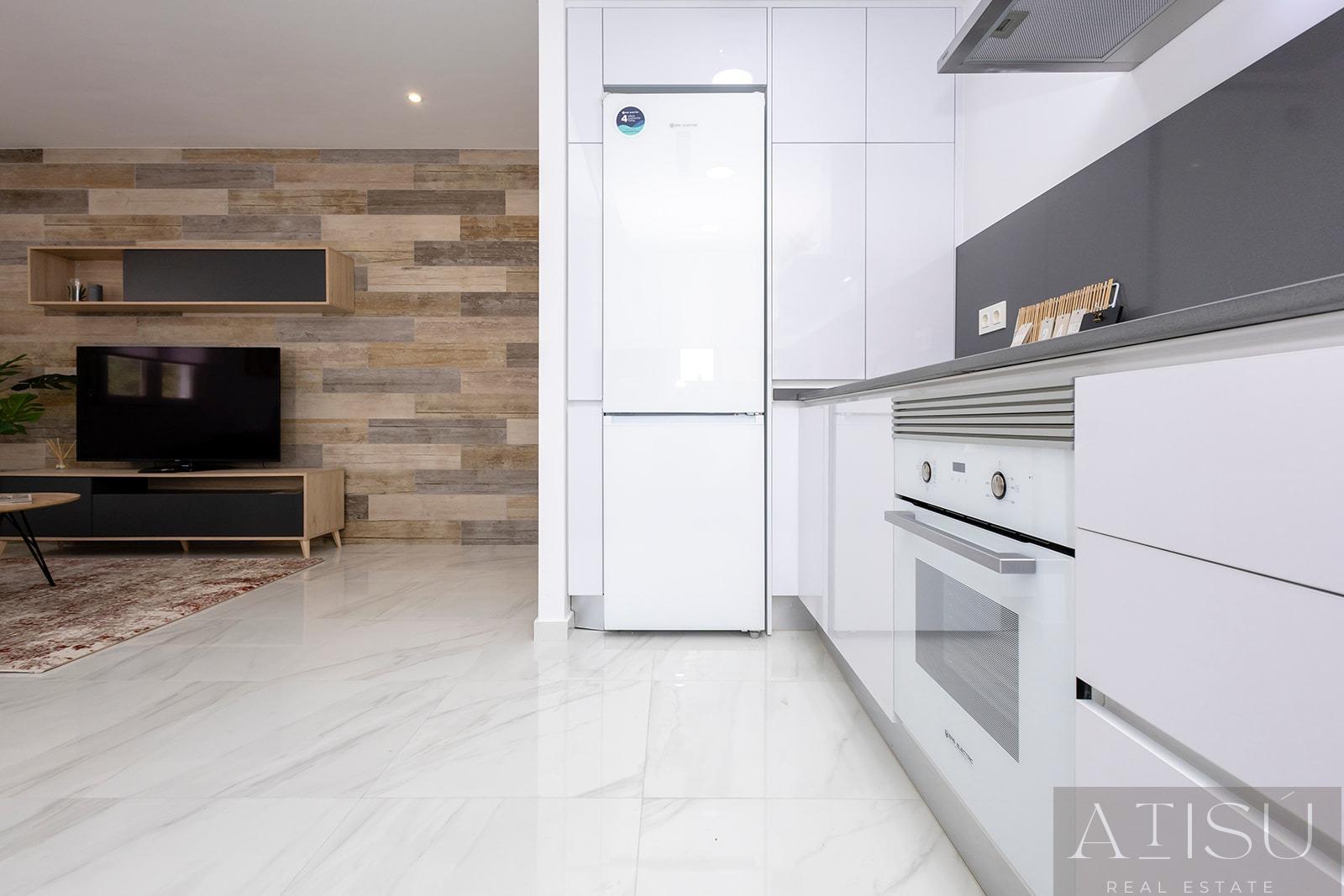 For sale of apartment in Jacarilla