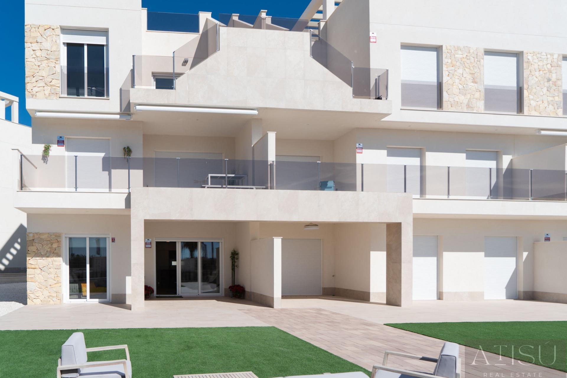 For sale of penthouse in Guardamar del segura