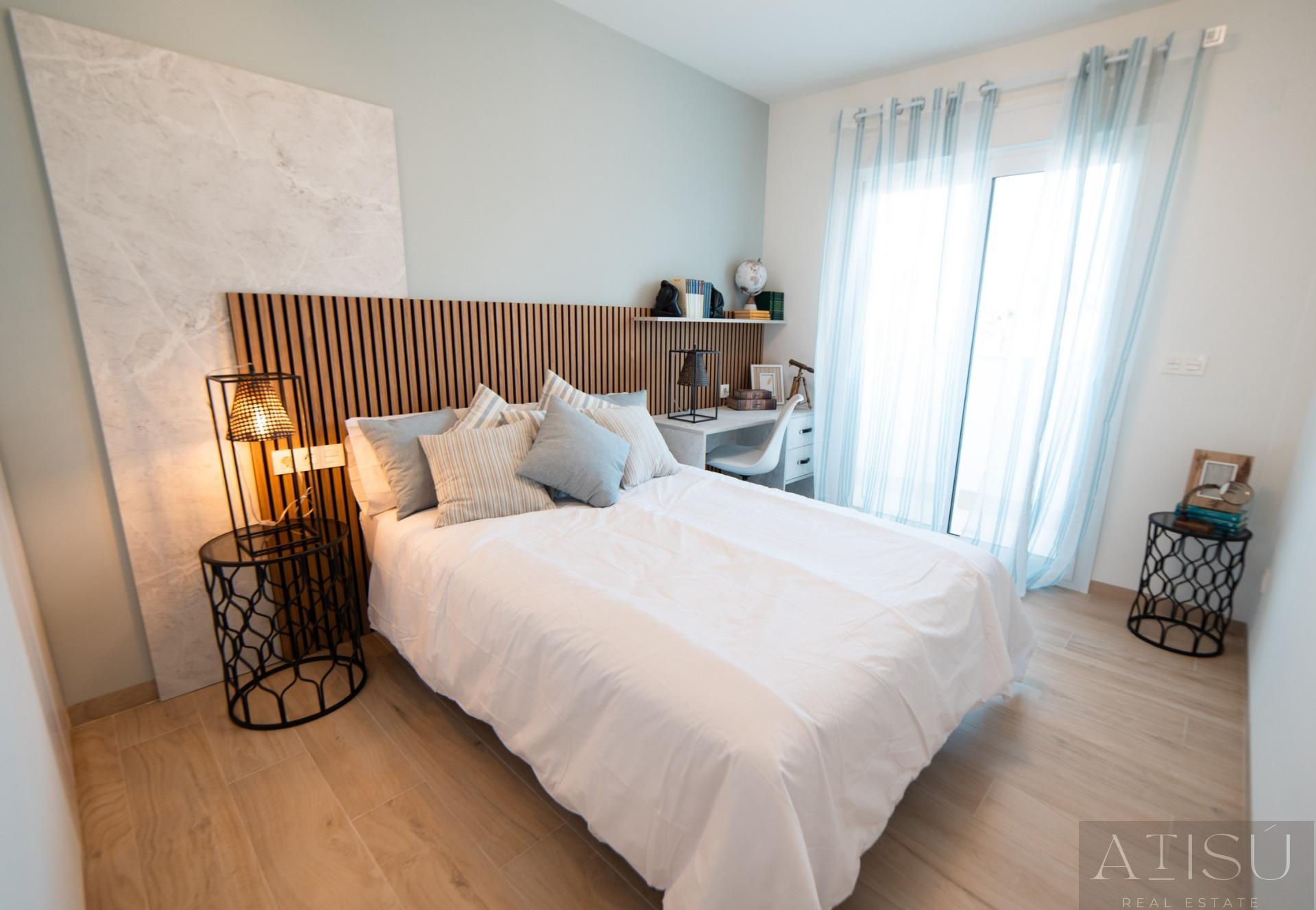 For sale of penthouse in Guardamar del segura