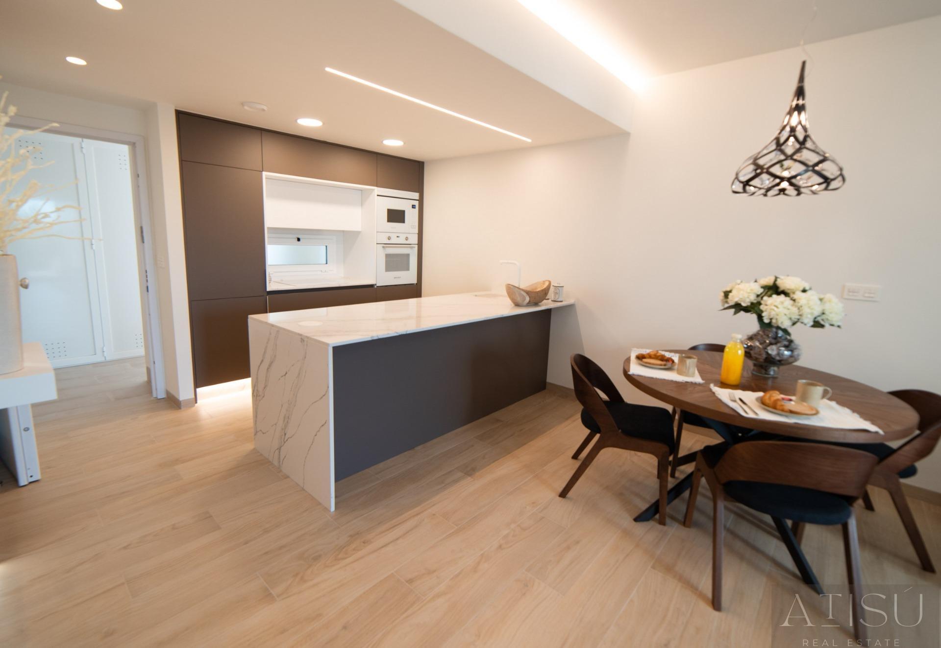 For sale of penthouse in Guardamar del segura