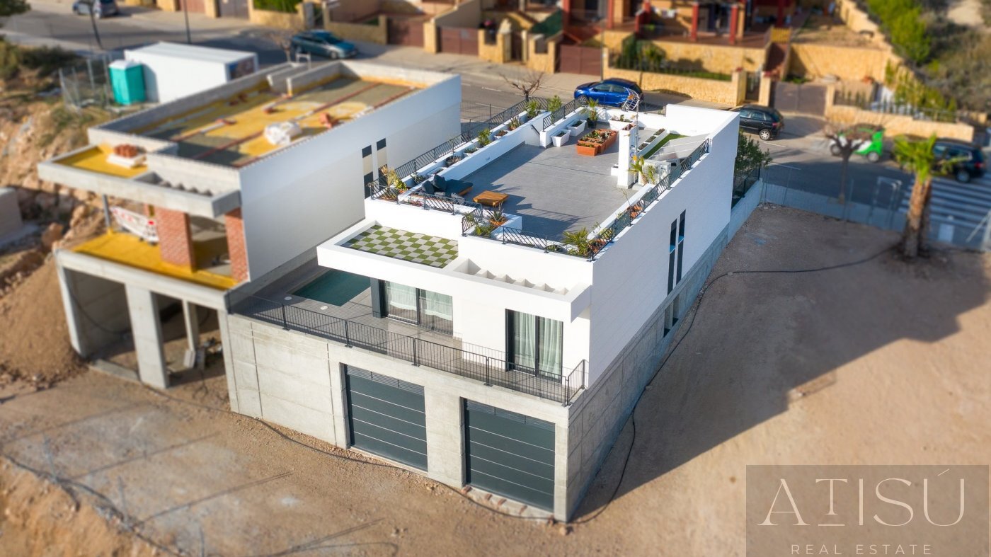 Venta de villa en Polop