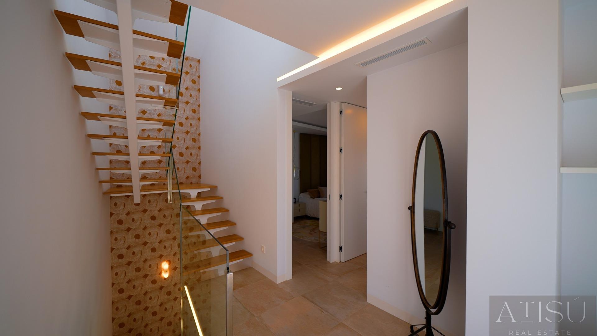 Venta de villa en Orihuela costa