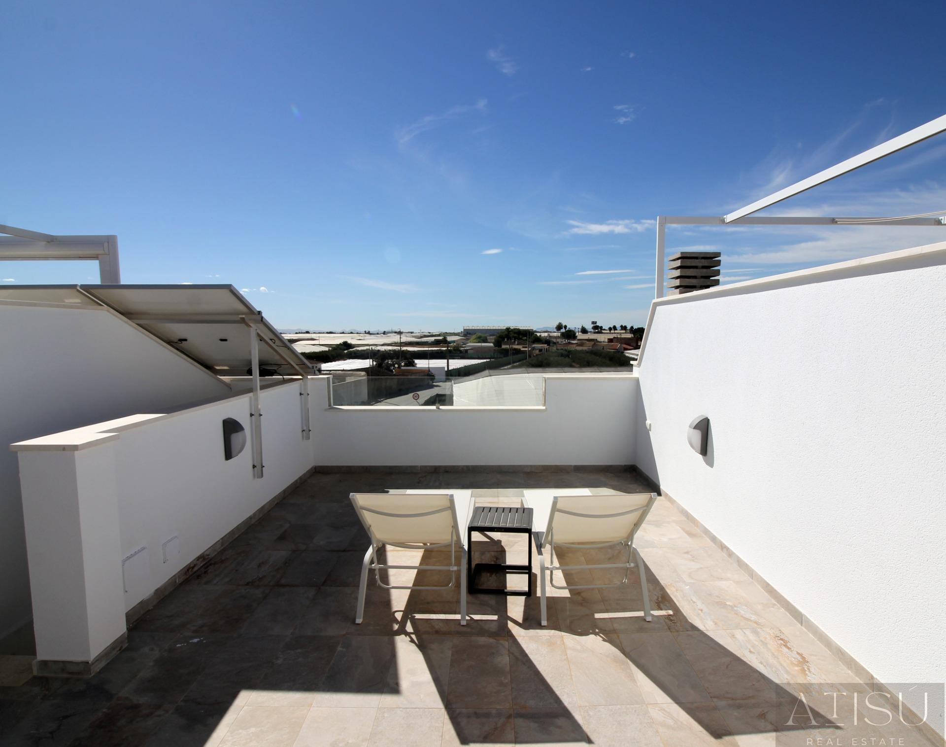 Venta de villa en Pilar de la horadada