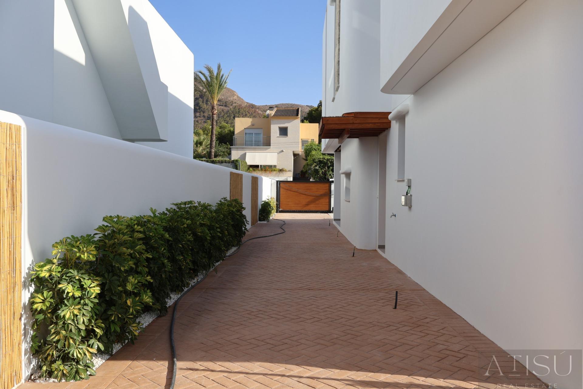 Venta de villa en Alfas del pi