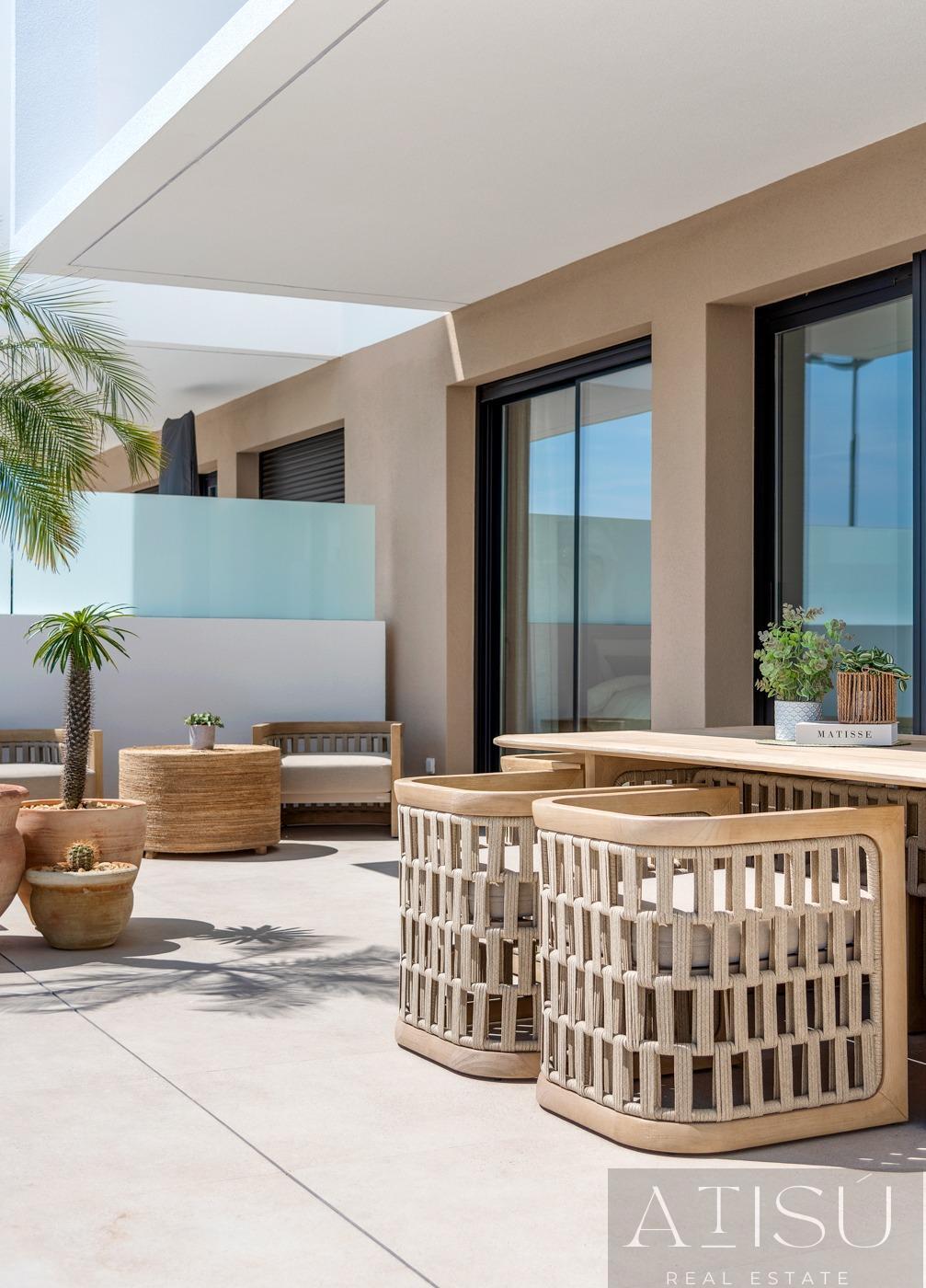 Venta de villa en Dolores