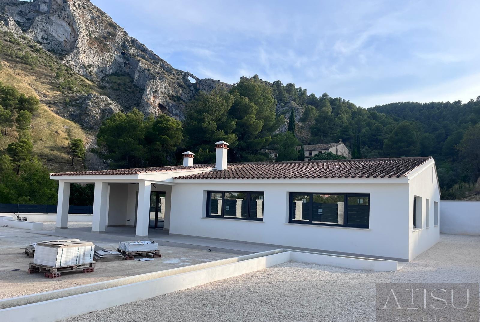 Venta de villa en Penaguila