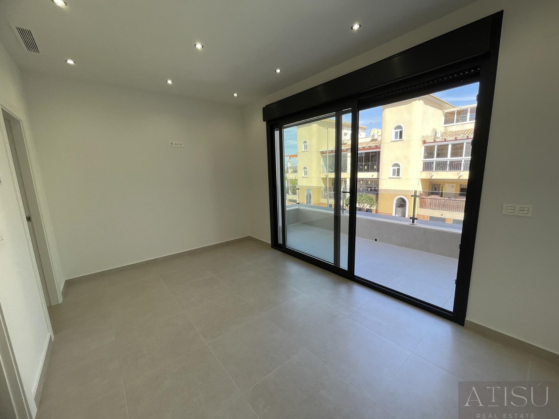 Venta de villa en Almoradi